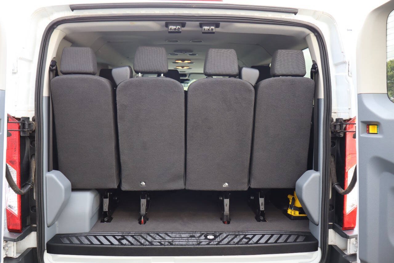 Used 2018 Ford Transit 350 XL RWD image 4
