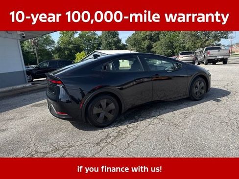 Used 2025 Toyota Prius LE FWD image 17