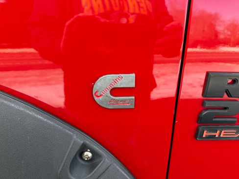 Used 2018 RAM 2500 Tradesman w/ Chrome Appearance Group image 12