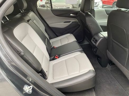 Used 2019 Chevrolet Equinox Premier image 12