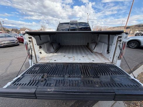 Used 2014 Ford F150 FX4 w/ Equipment Group 402A Luxury AWD/4WD image 22