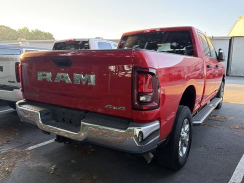 Used 2026 RAM 2500 Big Horn AWD/4WD image 4