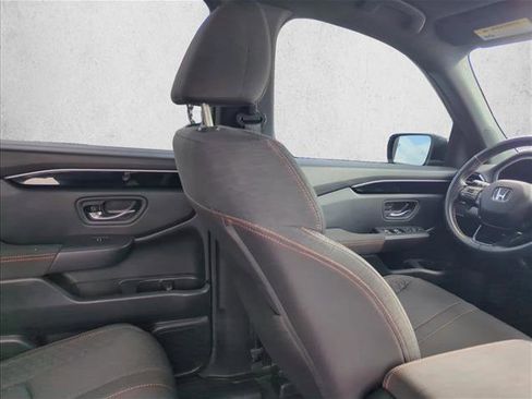Used 2024 Honda Pilot Sport image 20
