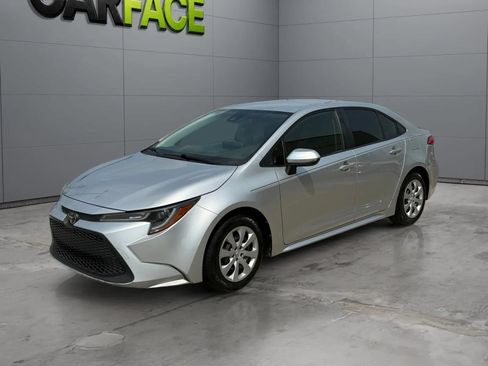 Used 2020 Toyota Corolla LE FWD image 5