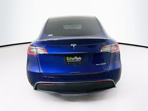 Used 2021 Tesla Model Y Long Range AWD/4WD image 7
