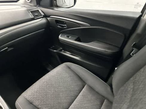 Used 2023 Honda Ridgeline Sport image 13
