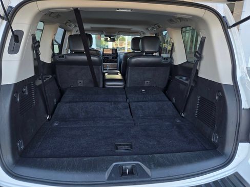 Used 2024 Nissan Armada SL w/ Captain's Chairs Package RWD image 26