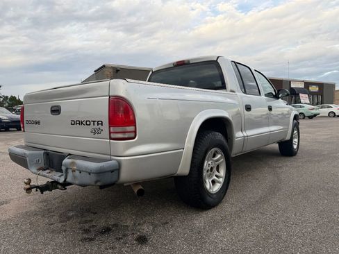 Used 2004 Dodge Dakota Sport w/ Deluxe Convenience Group image 4