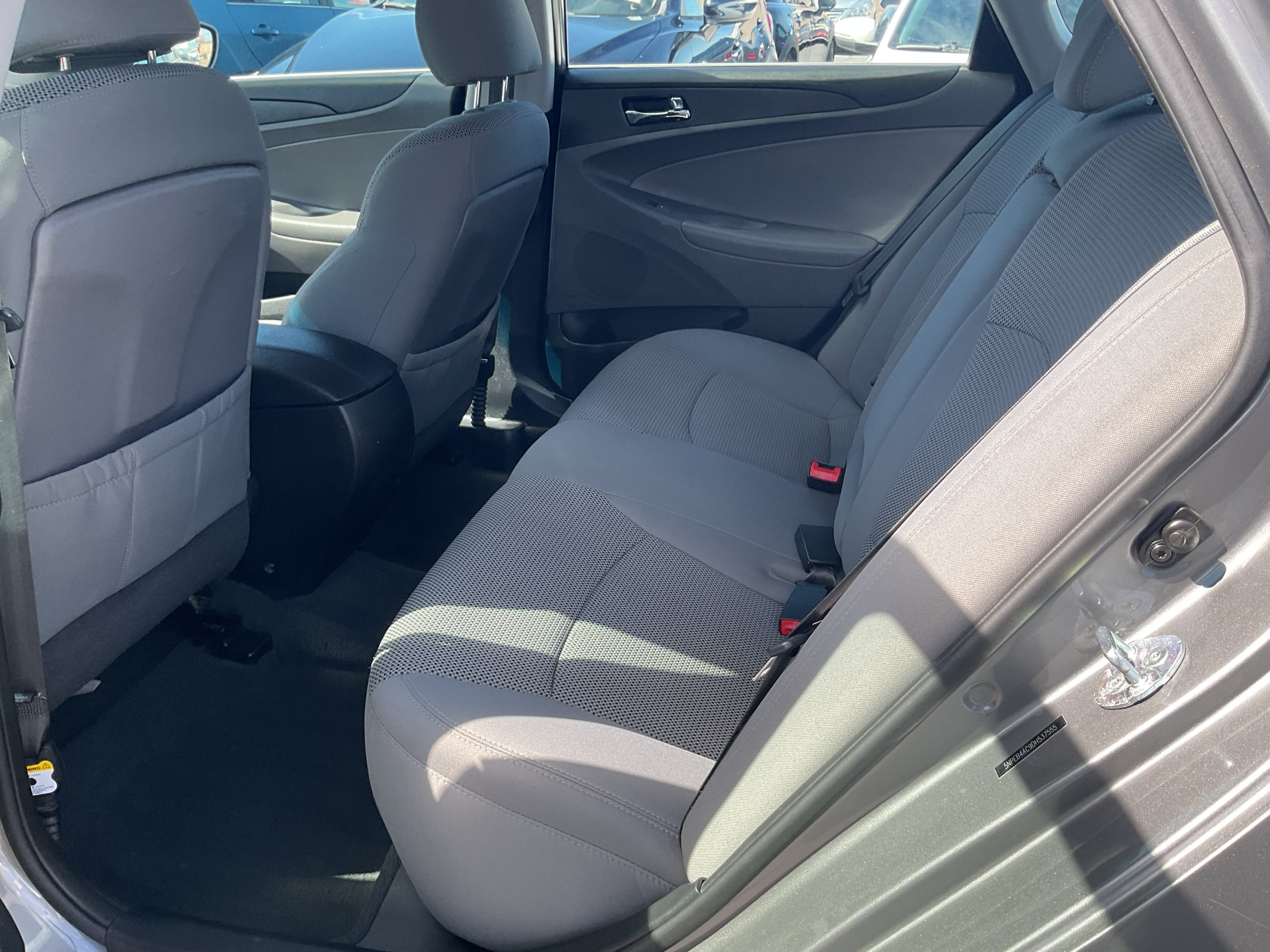 Used 2013 Hyundai Sonata GLS w/ Popular Equipment Pkg FWD image 12