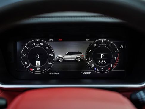 Used 2020 Land Rover Range Rover Sport HST image 26