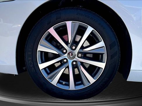 Used 2019 Lexus ES 350 w/ Accessory Package 2 FWD image 32