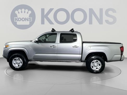 Used 2023 Toyota Tacoma SR AWD/4WD image 2