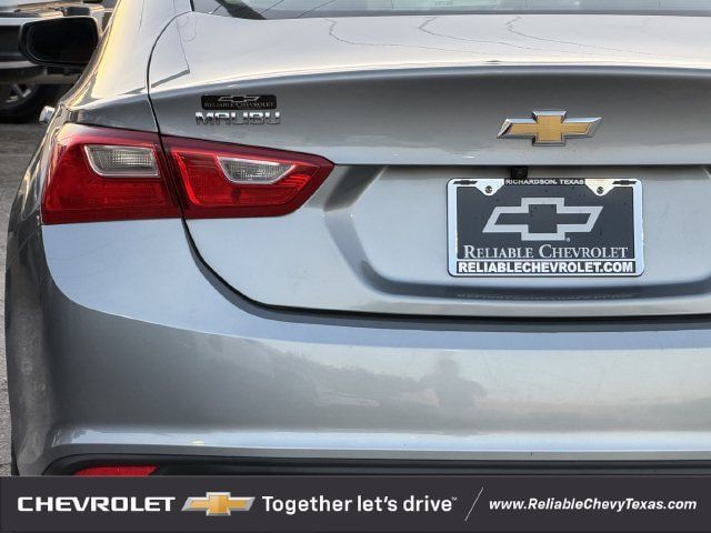Used 2023 Chevrolet Malibu LT FWD image 9