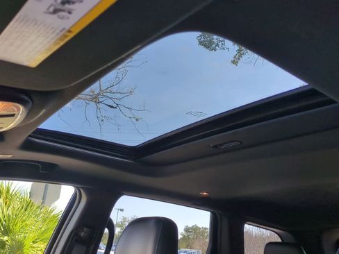 Used 2020 Jeep Grand Cherokee Altitude image 20