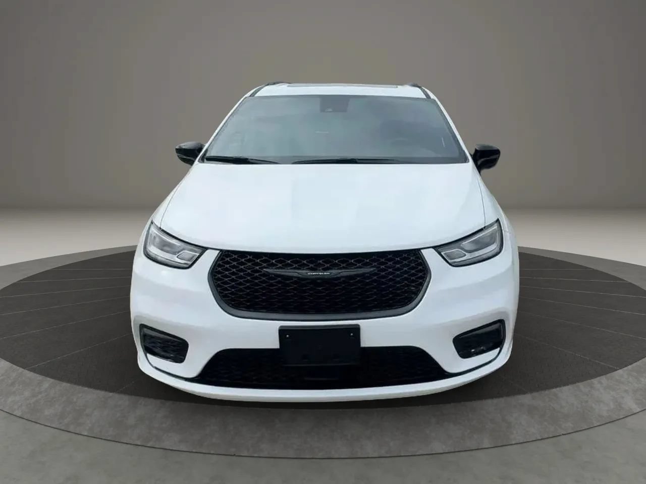 Used 2025 Chrysler Pacifica Limited FWD image 2