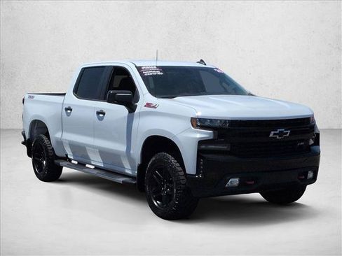 Used 2020 Chevrolet Silverado 1500 LT Trail Boss AWD/4WD image 2