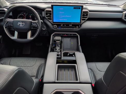 Used 2022 Toyota Tundra Limited w/ Power Package AWD/4WD image 18