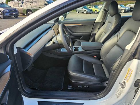 Used 2022 Tesla Model 3 Long Range image 20