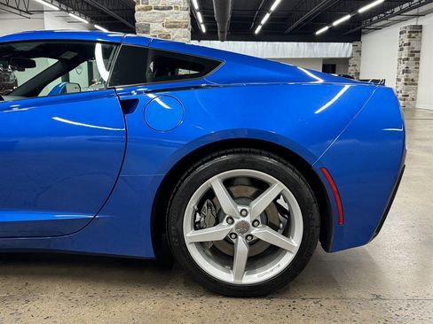 Used 2015 Chevrolet Corvette Stingray Coupe image 8