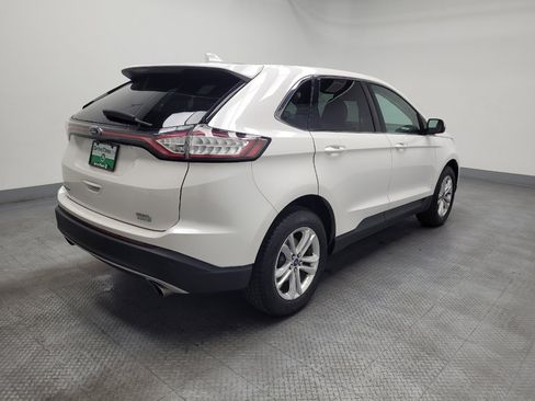 Used 2018 Ford Edge SEL w/ Equipment Group 201A FWD image 9