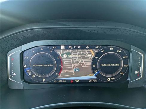 Used 2023 Volkswagen Atlas Cross Sport SEL Premium R-Line image 10