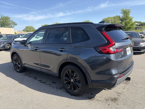 Certified 2026 Honda CR-V Sport Touring image 7