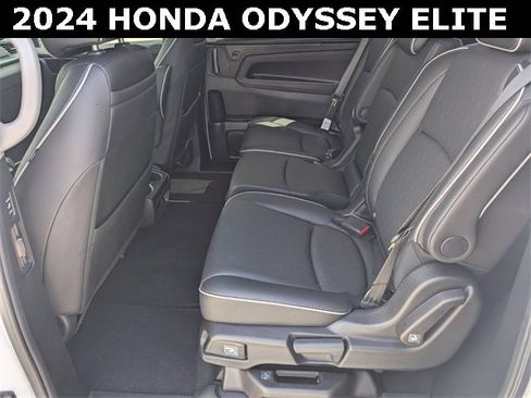 Used 2024 Honda Odyssey Elite image 20