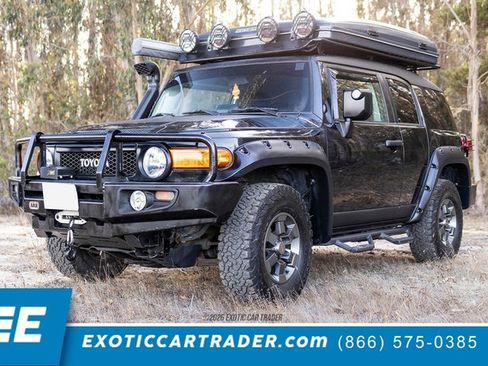 Used 2007 Toyota FJ Cruiser 4WD w/ TRD Special Edition image 1