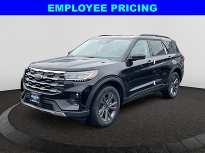 New 2026 Ford Explorer Active w/ Active Comfort Package