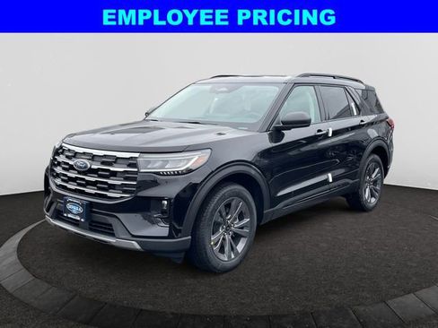 New 2026 Ford Explorer Active w/ Active Comfort Package AWD/4WD image 1