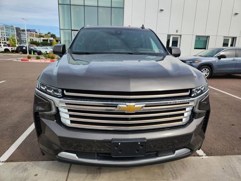 Used 2021 Chevrolet Tahoe High Country AWD/4WD image 3