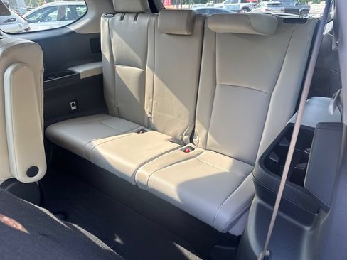 Used 2024 Toyota Grand Highlander FWD image 28