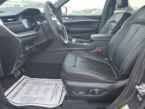 New 2026 Jeep Grand Cherokee L Limited AWD/4WD image 14