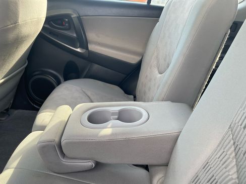 Used 2012 Toyota RAV4 4WD image 14