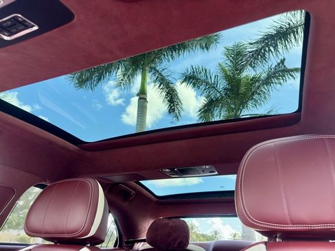 Used 2024 Bentley Flying Spur W12 image 31