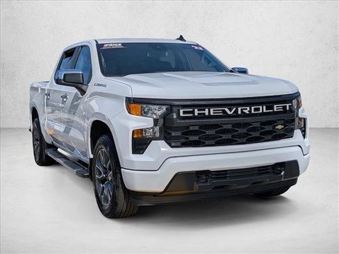 Used 2022 Chevrolet Silverado 1500 Custom RWD image 3