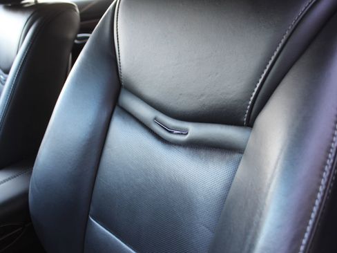 Used 2014 Cadillac XTS Luxury image 26