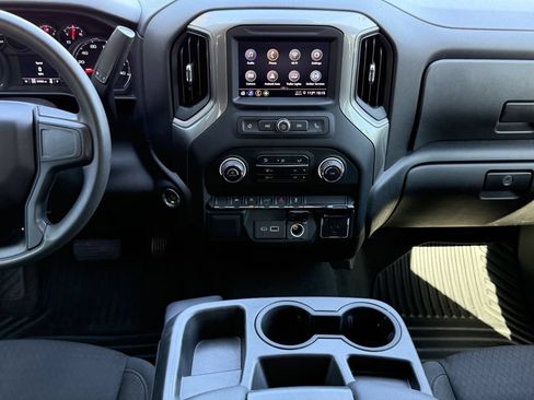 Used 2022 Chevrolet Silverado 1500 Custom AWD/4WD image 15