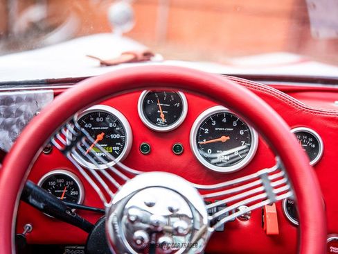 Used 1991 Chevrolet Corvette Coupe image 55