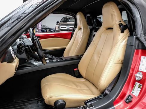 Used 2016 MAZDA MX-5 Miata Grand Touring image 25