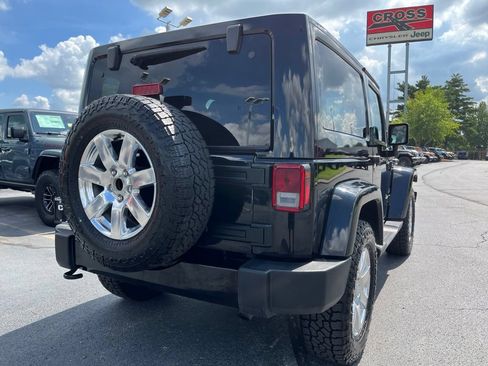 Used 2016 Jeep Wrangler Sahara AWD/4WD image 31