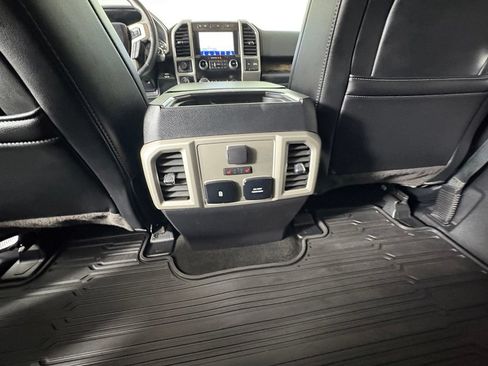 Used 2019 Ford F150 Lariat w/ Equipment Group 502A Luxury AWD/4WD image 29