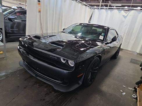 Used 2023 Dodge Challenger SRT Hellcat w/ Driver Convenience Group RWD image 4