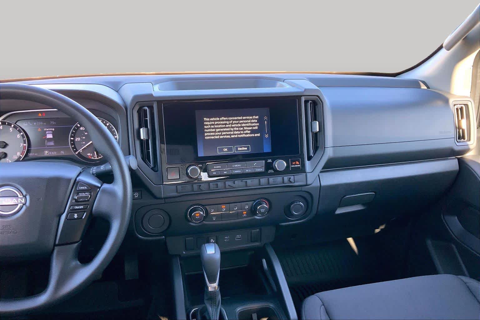 Used 2026 Nissan Frontier S w/ Tow Package RWD image 7