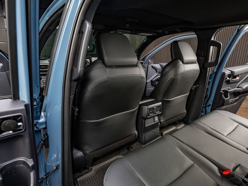 Used 2025 Toyota 4Runner Limited image 34