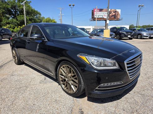 Used 2015 Hyundai Genesis 5.0 w/ Option Group 05 RWD image 3