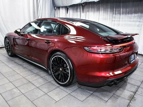 Used 2023 Porsche Panamera Platinum Edition image 4