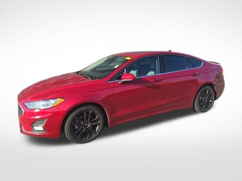 Used 2020 Ford Fusion SE w/ Equipment Group 151A FWD image 5