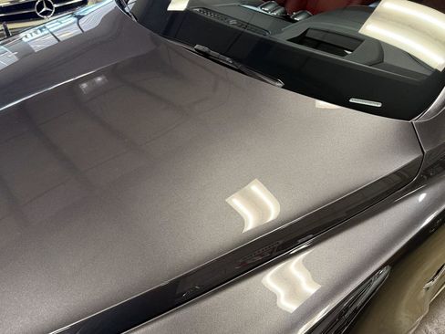 Used 2018 Bentley Bentayga image 27