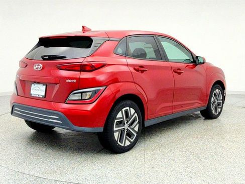 Used 2022 Hyundai Kona SEL w/ Convenience Package image 5